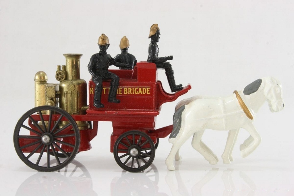 Models of Yesteryear Y-4/2; 1905 Shand Mason Horse-Drawn Fire Engine; White Horses, Kent Fire Brigade